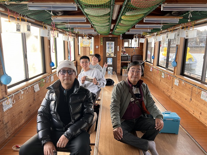 2025年12月23日　わかさぎ釣果報告